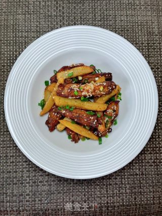 孜然鸡翅土豆的做法步骤：13