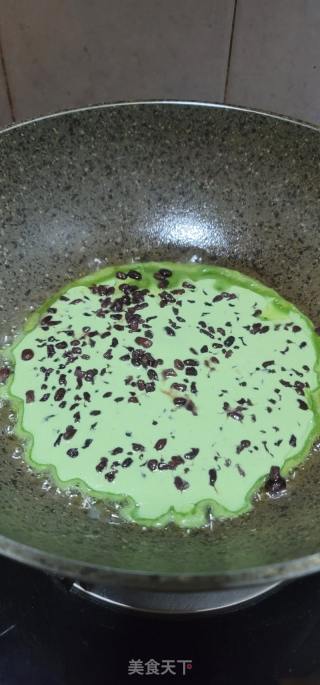 艾草红豆糯米饼的做法步骤：8
