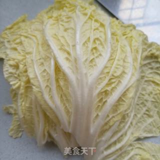 火腿肠拌白菜的做法步骤：1