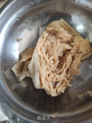 杂菌胡萝卜焖大骨的做法步骤：5