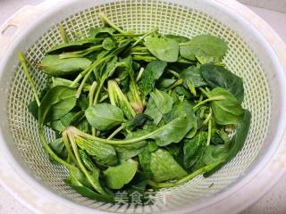 蚝油菠菜的做法步骤：1