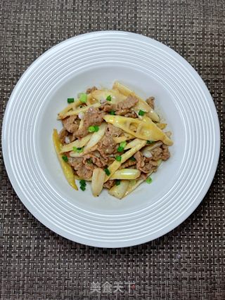 小竹笋炒牛肉的做法步骤：13