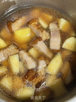 土豆焖腩肉的做法步骤：11