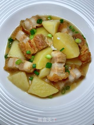 土豆焖腩肉的做法步骤：15