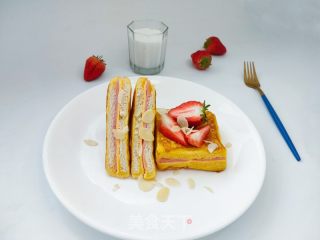 火腿芝士西多士的做法步骤：1