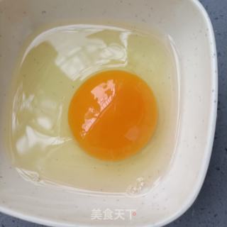 火腿肠乌鸡蛋炒韭菜的做法步骤：4
