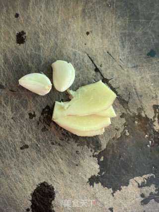 红烧扣肉的做法步骤：3