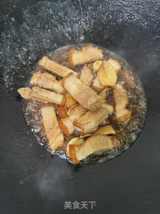 红烧扣肉的做法步骤：7