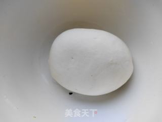 芹菜冬笋鲜肉包的做法步骤：1