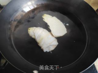 芹菜冬笋鲜肉包的做法步骤：6