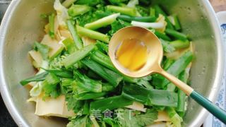 酱香手撕菜的做法步骤：7