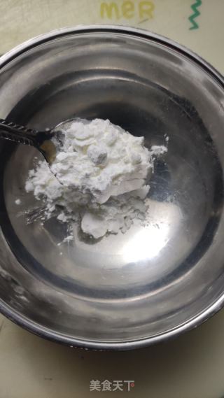 虾仁滑蛋的做法步骤：2