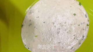 葱花油饼的做法步骤：9