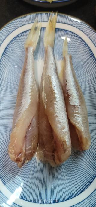 豆酱蒸红娘鱼的做法步骤：1