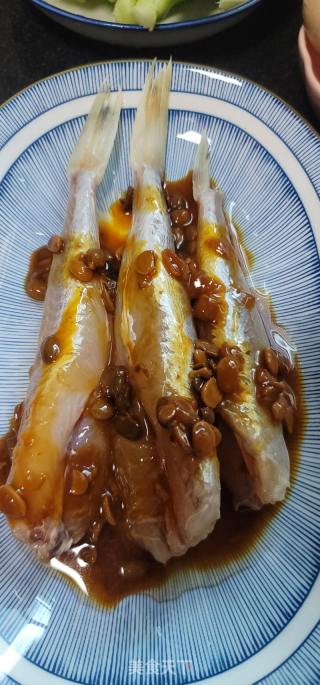 豆酱蒸红娘鱼的做法步骤：2