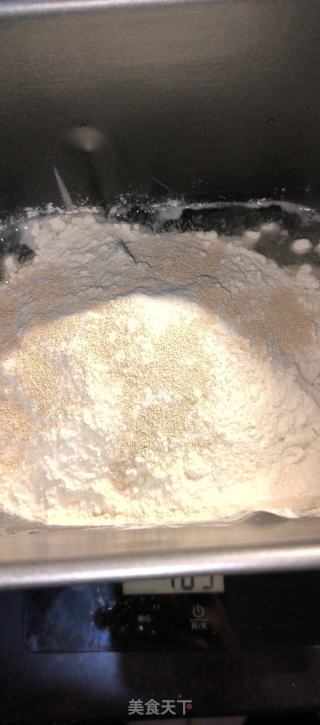 蔓越莓奶酥面包的做法步骤：1