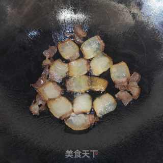 腊肉炒藠头的做法步骤：4