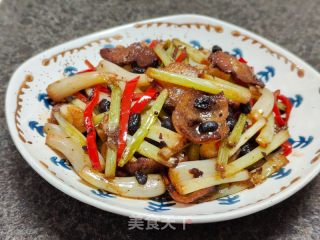 腊肉炒藠头的做法步骤：9