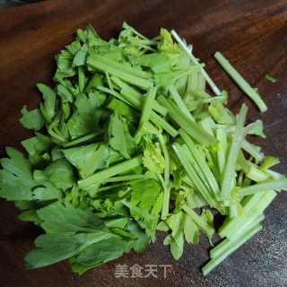 芹菜拌香干的做法步骤：4