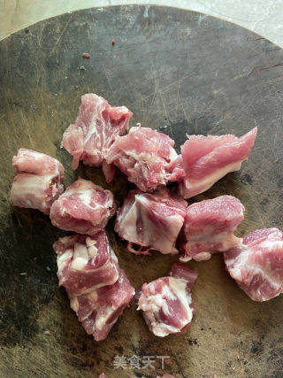 苦瓜黄豆排骨煲的做法步骤：2