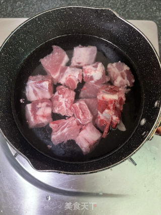 苦瓜黄豆排骨煲的做法步骤：5