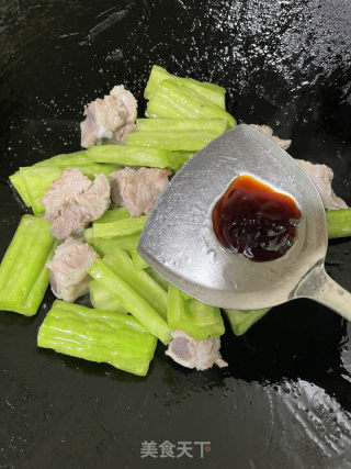 苦瓜黄豆排骨煲的做法步骤：9