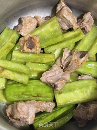 苦瓜黄豆排骨煲的做法步骤：10