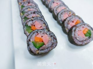 紫菜包饭的做法步骤：1