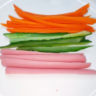 紫菜包饭的做法步骤：3