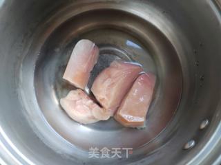 鸡丝拌莴笋的做法步骤：1