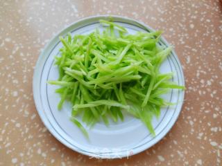 鸡丝拌莴笋的做法步骤：4