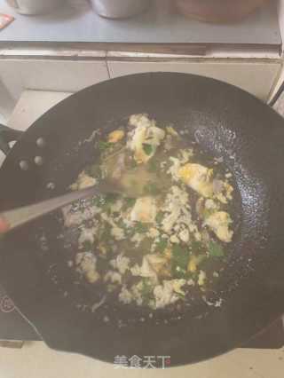 销魂鸡蛋瘦肉汤面的做法步骤：7