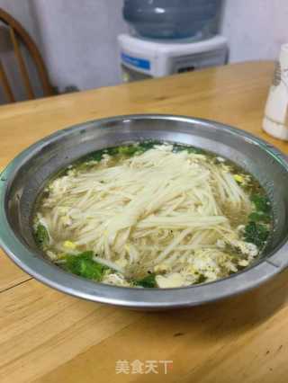 销魂鸡蛋瘦肉汤面的做法步骤：9