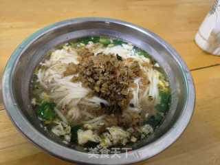 销魂鸡蛋瘦肉汤面的做法步骤：10