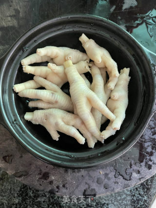牛腩鸡脚煲的做法步骤：21