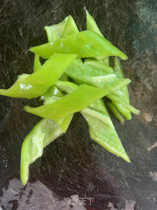 干锅鱼的做法步骤：3
