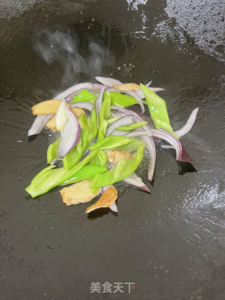 干锅鱼的做法步骤：8