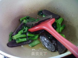 菜芯炒荞麦粑粑的做法步骤：9
