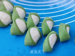 柳蒿菜猪肉馅水饺的做法步骤：6