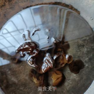木耳鸡蛋拌儿菜的做法步骤：3
