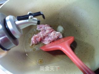瘦肉丝大白菜炒荞麦粑粑的做法步骤：3