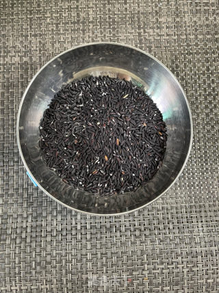 黑米饭团的做法步骤：5