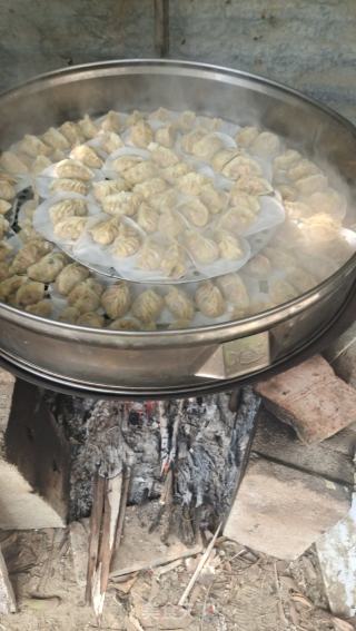 猪肉胡萝卜玉米饺子的做法步骤：16