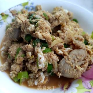 鸡蛋虾酱炒鱼杂的做法