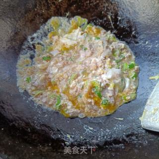 鸡蛋虾酱炒鱼杂的做法步骤：14