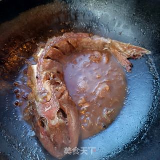 烧红头鱼的做法步骤：11