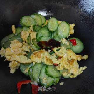 黄瓜炒鸡蛋的做法步骤：10