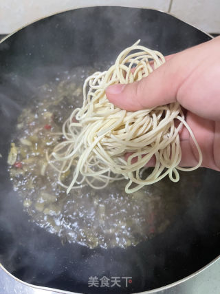 酸菜牛肉面的做法步骤：14
