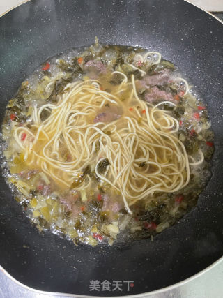 酸菜牛肉面的做法步骤：16