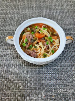 番茄酸菜牛肉面的做法步骤：22